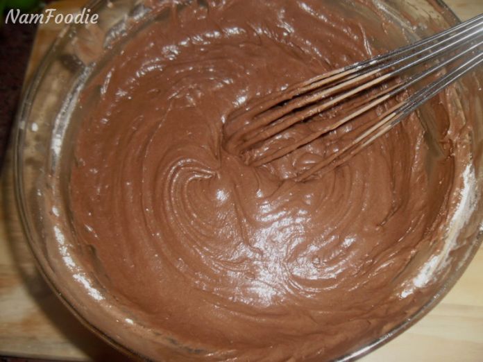 Chocolate blue cheese cupcakes batter