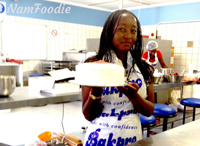 Red Velvet cake pandu