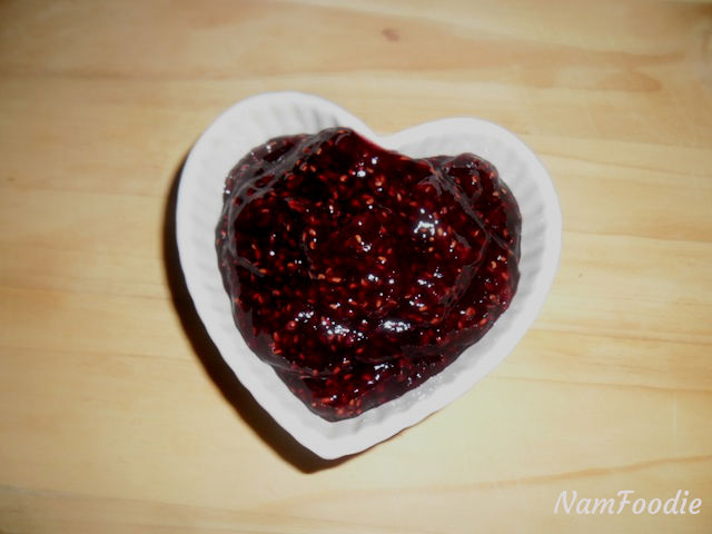 raspberry oats bars raspberry preserves