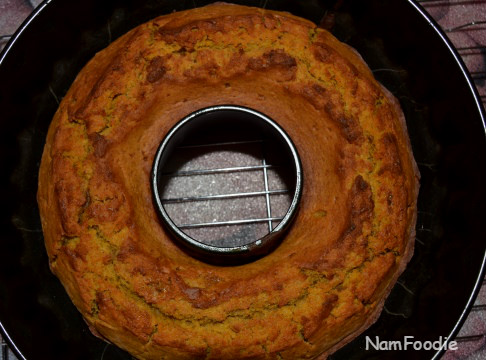 pumpkin bundt cake top