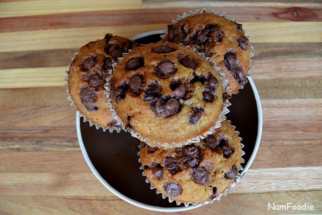 Banana chocolate chip muffins plate