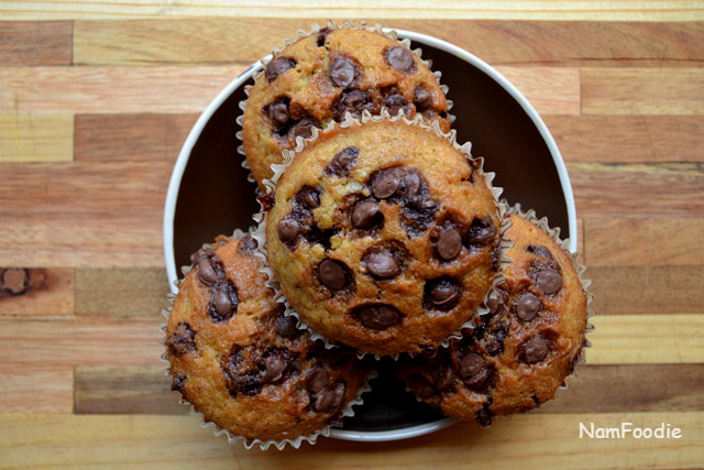 Banana chocolate chip muffins